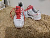 Schuhe/Sneaker Nike Gr 40, Leder Niedersachsen - Hambühren Vorschau
