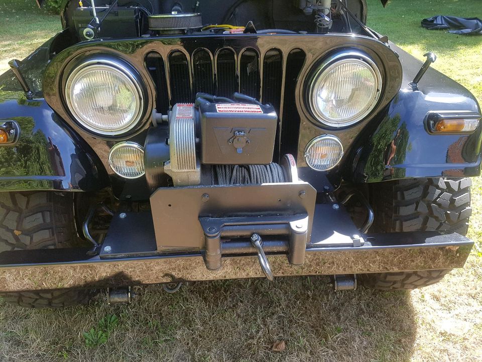 Jeep CJ 5   44 Jahre 1 Hand in Hessisch Oldendorf