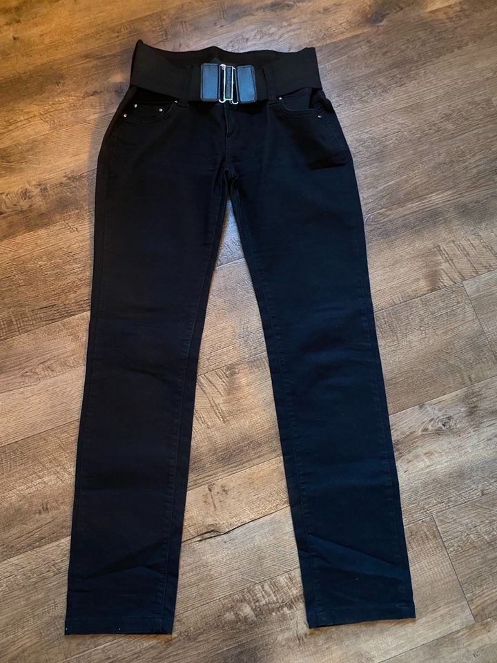 Damenpaket Damenset Jeans wie neu T-Shirt Hose Gr.40/ L in Haiger