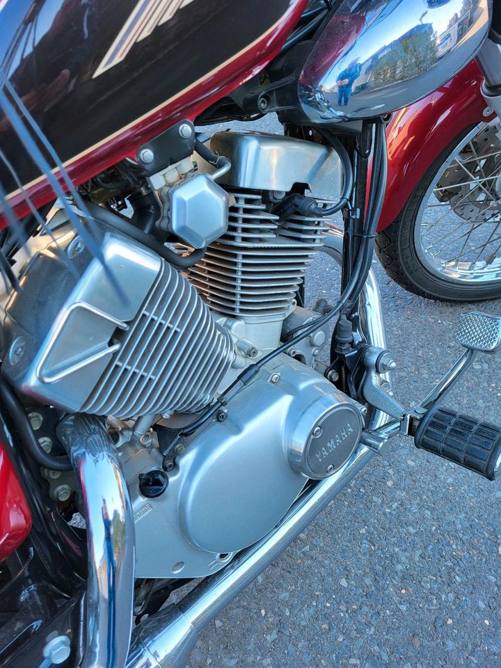 Yamaha Virago  SAJ XV125 ccm Rot in Niederkassel