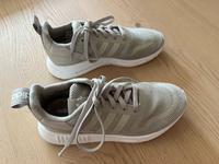 Adidas Gr. 37 1/3 Sportschuhe Turnschuhe Sneakers Hessen - Gernsheim  Vorschau