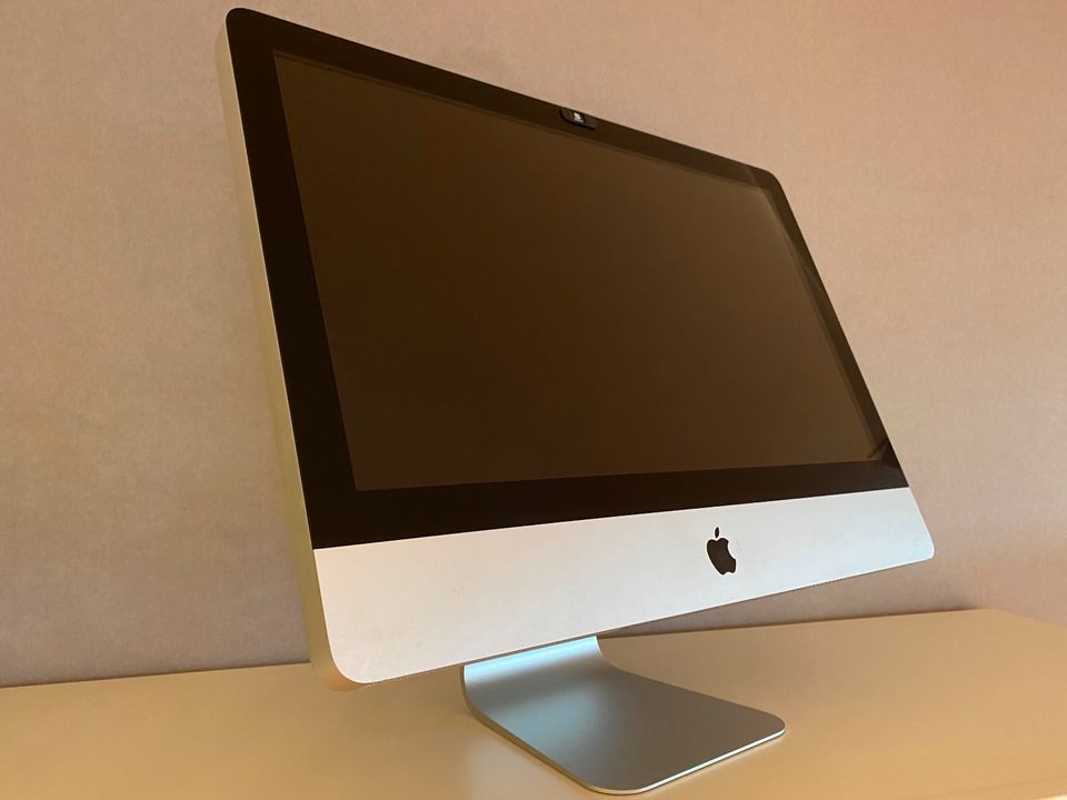 Apple iMac 21 2009 1TB SSD und 8MB RAM in Nagold