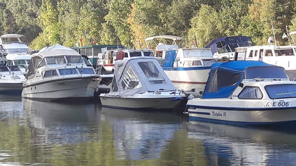 Zuverlässiges Motorboot (auch für Einsteiger) in Bergisch Gladbach