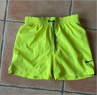 Nike Shorts Hose Training Schwimmhose neon gelb Größe S Nordrhein-Westfalen - Mülheim (Ruhr) Vorschau