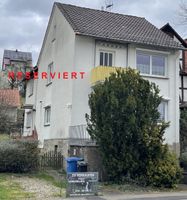 ! PROVISIONSFREI ! Mögliche Monatsrate 700,52 € Teilmodernisiertes Haus mit Einliegerwohnung (5–6 Zi) in Staufenberg-Uschlag – mit Balkon & Garten! Niedersachsen - Staufenberg Vorschau