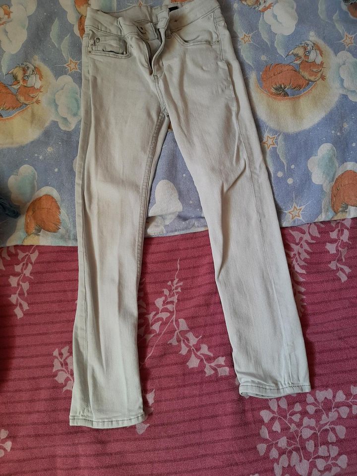 Jungs Hosen gr.134 - 140 je 2,50 Euro in Dingolfing