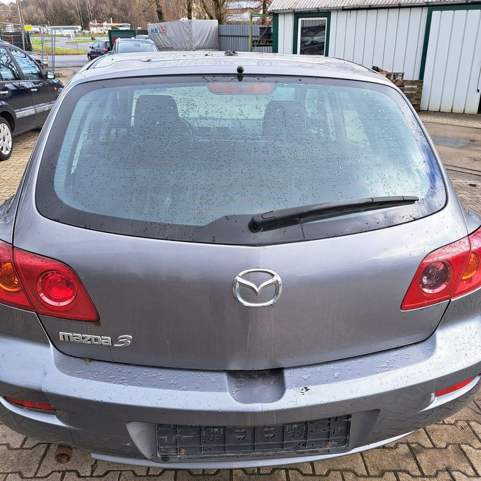 Mazda 3  Motor Code Z601-02-300C Schlachtfest Nr:(3845) in Rennerod