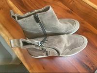 Tamaris Stiefeletten Taupe Gr 41 NEU Winter warm wasserfest Baden-Württemberg - Waiblingen Vorschau