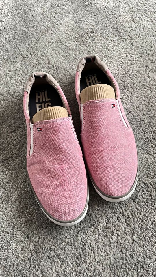Tommy Hilfiger Sneaker  Gr. 42  rosa/pink   Trendy in Melle