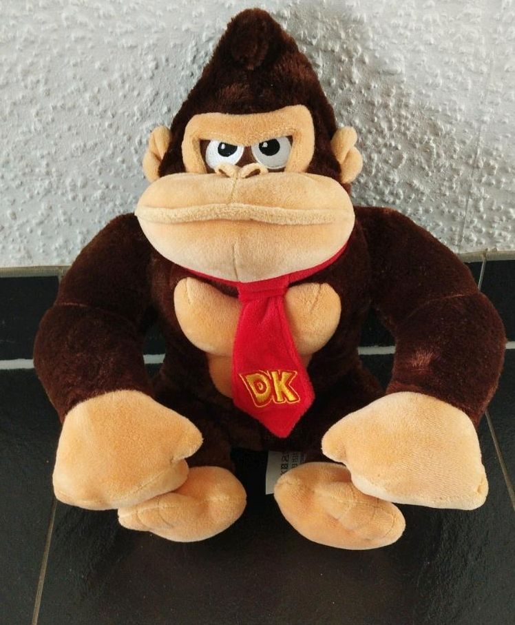 Super Mario Donkey Kong Plüschfigur Neu in Grettstadt