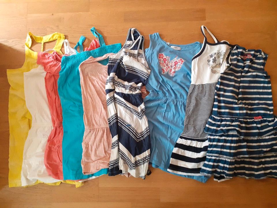 Sommerkleid Kleid Jumpsuit Mädchen 128*134/140*146/152 in Düsseldorf