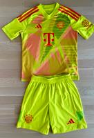 FC Bayern Kinder  Trikot + Hose Gr. 152 München - Pasing-Obermenzing Vorschau