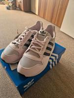 Adidas Damenschuhe 39 1/3 Sachsen - Borna Vorschau