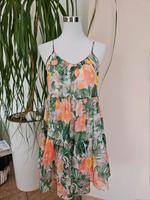 Sommerliches Trägerkleid Schnüren flores Muster Blümchen Blumen Nordrhein-Westfalen - Uedem Vorschau