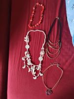 4 Halsketten *Modeschmuck* Niedersachsen - Südbrookmerland Vorschau