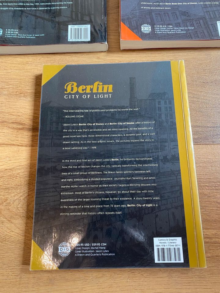 Berlin City of Light Smoke book 1-3 Graphic Novel Comic in Bonn