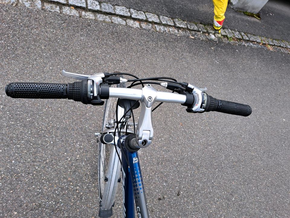 Fahrrad Marke Bellini 28 Zoll 21 Gang in Konstanz