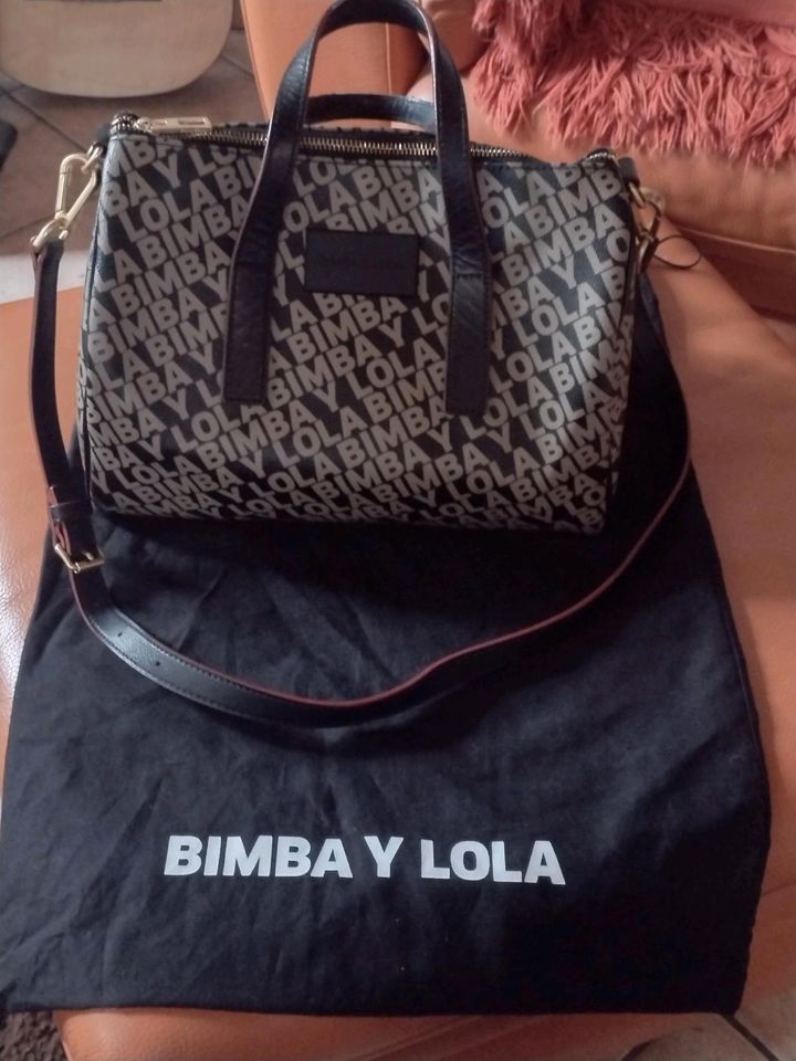 BIMBA Y LOLA Handtasche - mit Original Staubbeutel in Pommelsbrunn