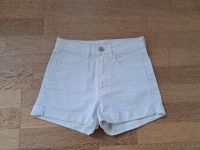 Top Jeans Shorts Zara weiss Grösse 34 München - Thalk.Obersendl.-Forsten-Fürstenr.-Solln Vorschau