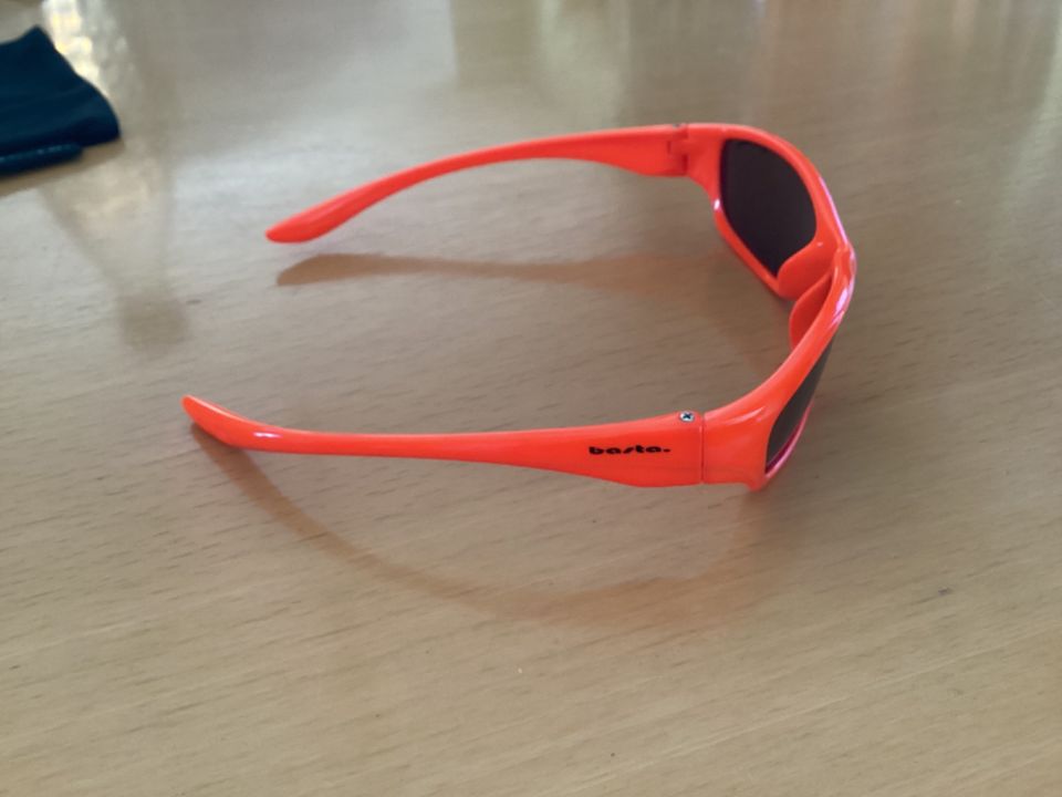 Kinder Ski Sonnenbrille orange in Klein Offenseth-Sparrieshoop