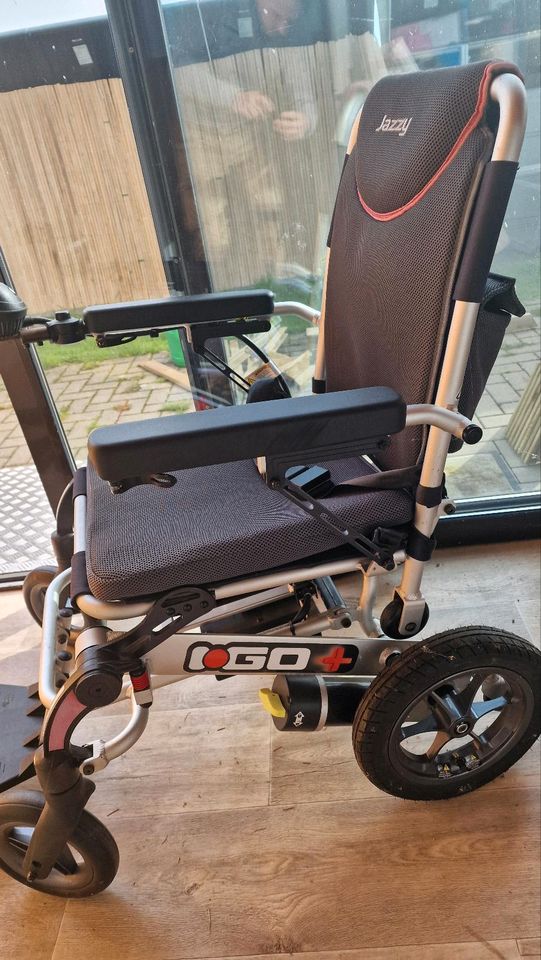 Rollstuhl elektrisch, klappbar für Kofferraum in Bergen auf Rügen