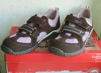 SUPERFIT LEDER Sportliche Halb Schuhe Sneaker Klett Gr. 38 NEU Dresden - Südvorstadt-Ost Vorschau