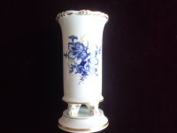 Meissen Porzellan Vase Tatzenfüsse Blaue Blumen Berlin - Charlottenburg Vorschau