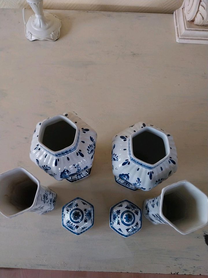 Original Delft Handgemalt Vasen Set in Neuenkirchen