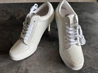 MISSY ROCKZ White Karma just white Saarland - Mettlach Vorschau
