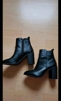 Stiefeletten mit absatz Damen schwarz Größe 36 vegan Hessen - Bad Homburg Vorschau