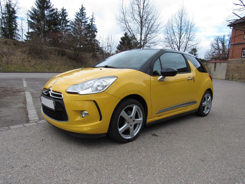 Citroën DS3 SportChic*Leder*Navi*Temp*PDC in Hechingen