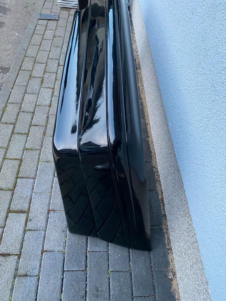 Mercedes Benz R129 SL Brabus Optik Heckstoßstange schwarz in Hanau