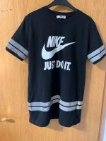 Nike unisex Oberteil mit Reflektoren modern Neu Nordrhein-Westfalen - Ibbenbüren Vorschau