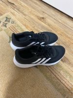 ADIDAS Turnschuhe, Größe-40 Hessen - Friedberg (Hessen) Vorschau