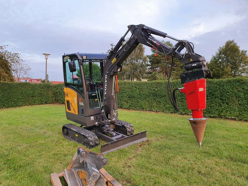 Minibagger Bagger Stampfer Rüttelplatten Betonschneider mieten in Pollenfeld