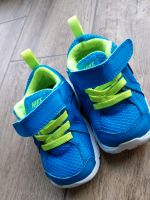 Nike Turnschuhe Baby Sachsen-Anhalt - Stendal Vorschau