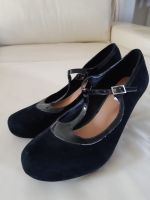 Clarks Pumps Wildleder Lack schwarz Gr. 40 wNEU Niedersachsen - Dassel Vorschau