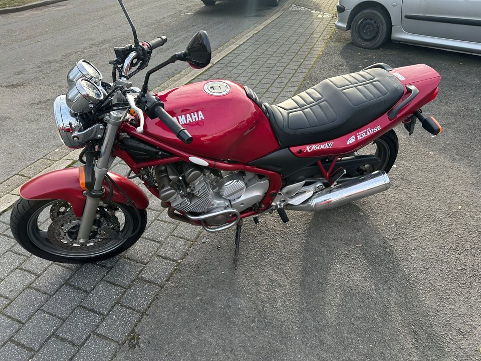 Yamaha XJ 600 N Aus 1 Hand Für Bastler in Herne