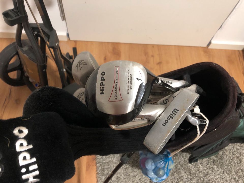 Golfset, Golfschläger, Golfbag, Golf Trolley in Friedberg