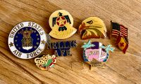 Retro Pins - Anstecker aus USA und Kanada Nordrhein-Westfalen - Niederzier Vorschau