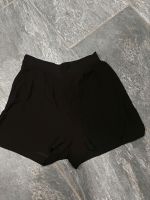 Shorts H&M 34 158-164 schwarz xs Sommerhosen kurz neuwertig Niedersachsen - Cremlingen Vorschau