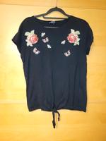 Schwarzes Damen T-Shirt  mit Aufnähern 36 Baden-Württemberg - Gerlingen Vorschau