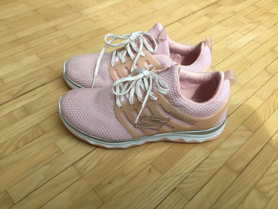 Skechers Turnschuhe in Rosa Gr.36 in Niedenstein