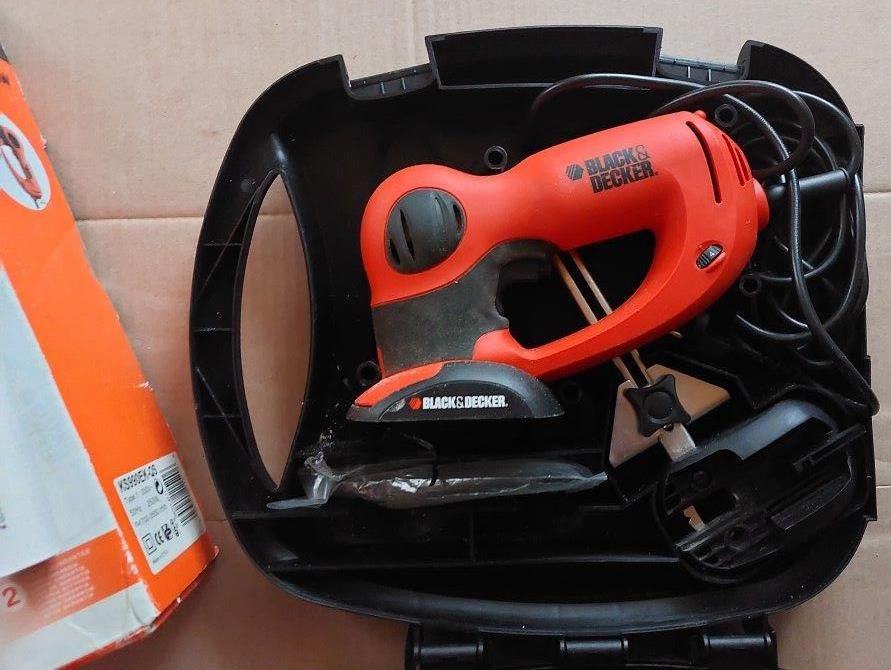 Black & Decker BuzzSaw Universalsäge KS 990 EK OVP in Bad Hersfeld