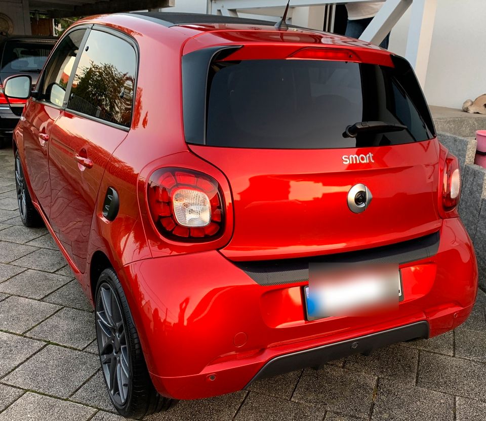 SMART ForFour BRABUS 453 Rot *SHZ* Kamera Faltdach in Giesen