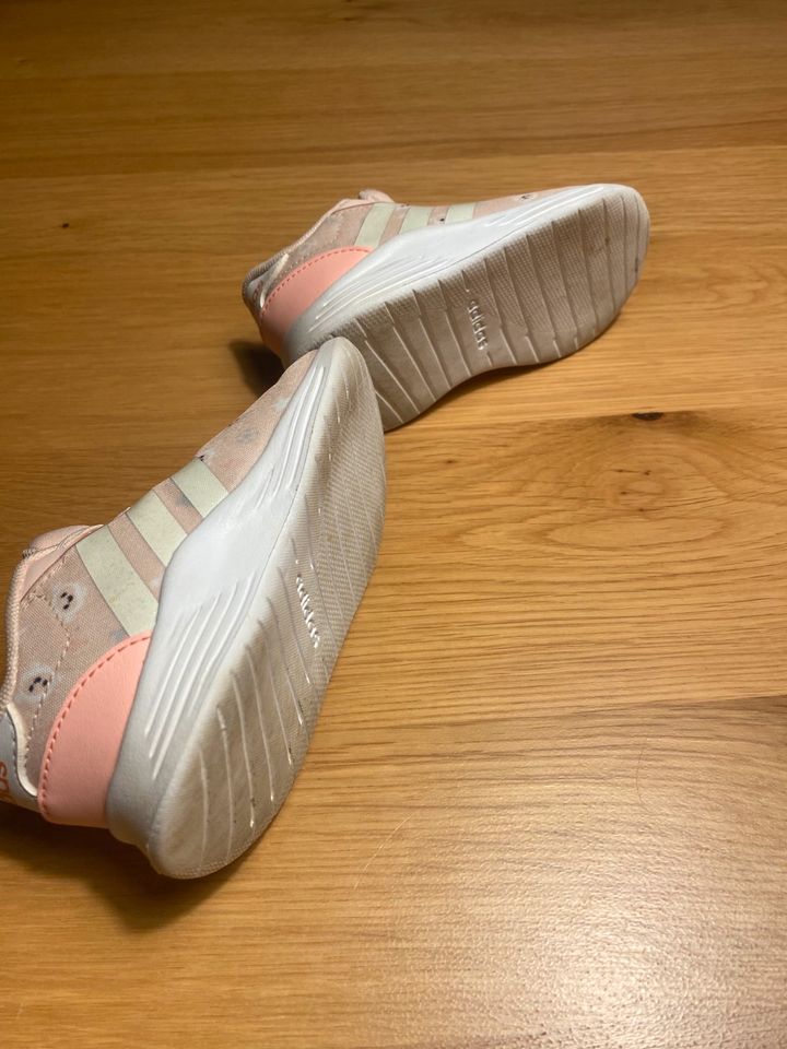 Adidas Schuhe, Sneaker für Kinder in Karlstadt