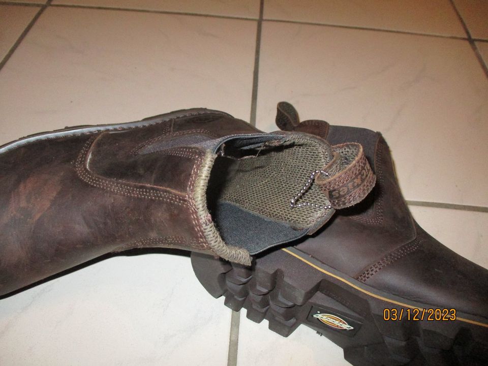 Dickies Arbeits- Sicherheitsschuhe Truckerstiefel Gr 41 UK 7 NEU in Blankenheim