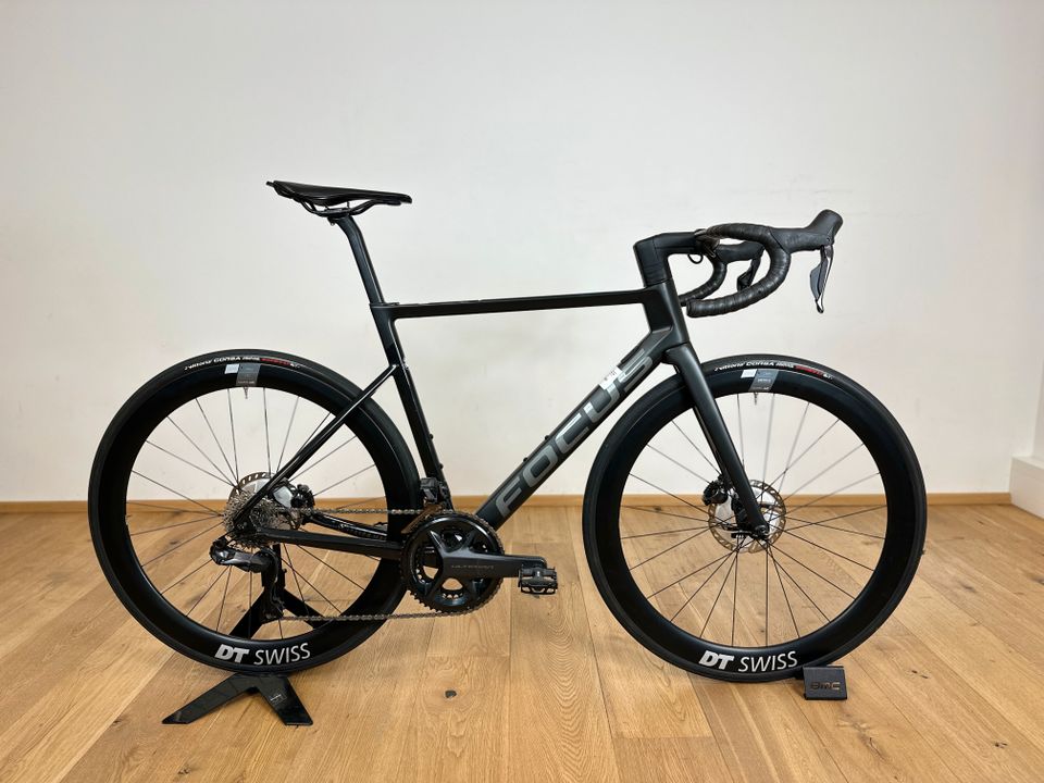 Focus Izalco Max 9.8 Ultegra Di2 Farbe schwarz Größe L in Gengenbach