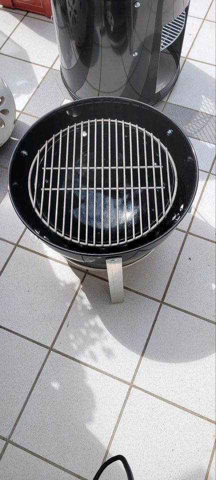 WEBER SMOKEY MOUNTAIN COOKER 47 CM + INKLUSIVE ABDECKHAUBE in Dreieich