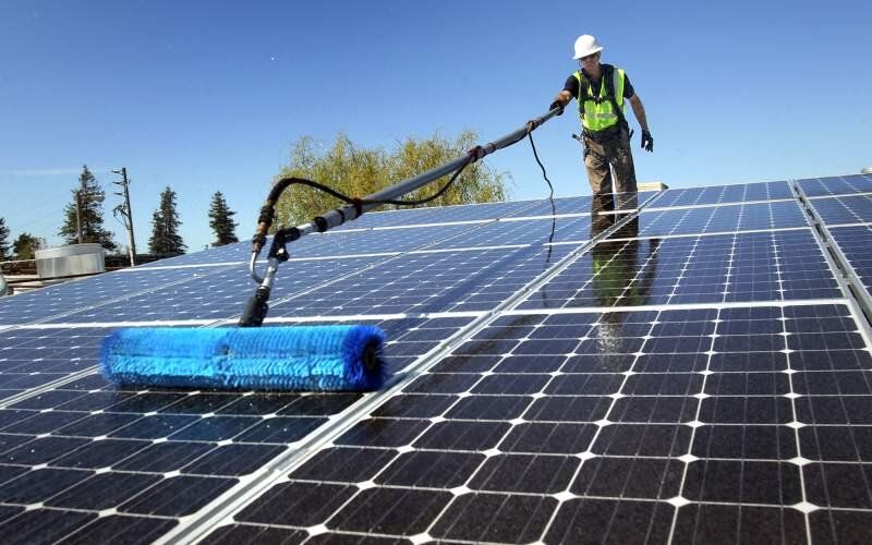 Photovoltaik Reinigung / Photovoltaikreinigung / Solarmodule in Bad Bentheim